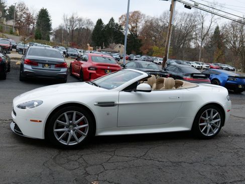 Used 2015 Aston Martin V8 Vantage S image 9