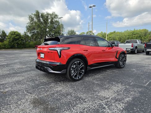 New 2026 Chevrolet Blazer EV SS w/ Performance Package AWD/4WD image 4
