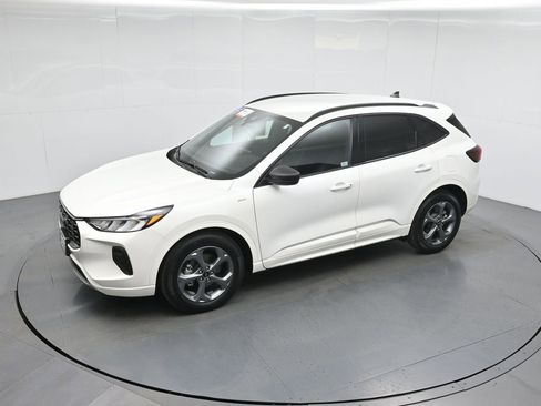 Certified 2023 Ford Escape ST-Line w/ Tech Pack #1 image 45