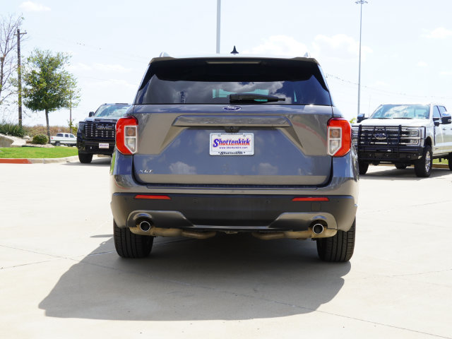 Used 2022 Ford Explorer XLT w/ Equipment Group 202A RWD image 4