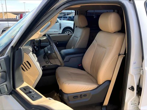 Used 2015 Ford F250 Lariat w/ Chrome Package image 7