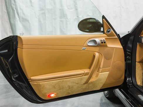 Used 2009 Porsche 911 Carrera 4S image 48