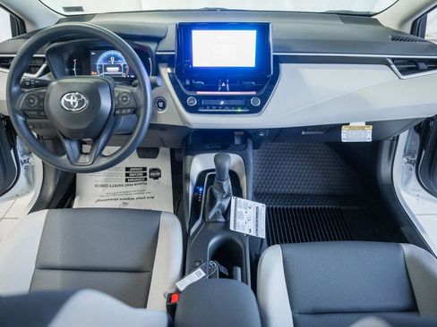 New 2026 Toyota Corolla LE FWD image 17