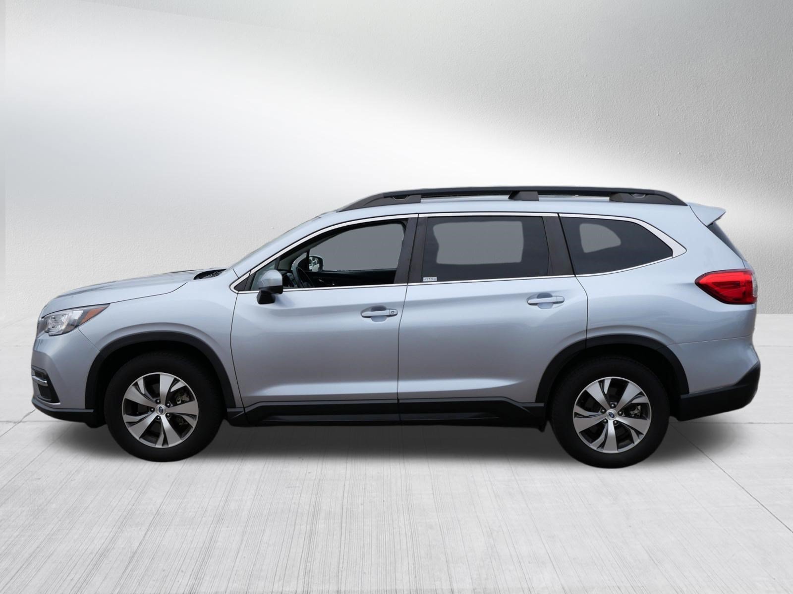 Used 2022 Subaru Ascent Premium w/ Convenience Package AWD/4WD image 4