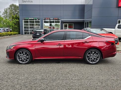 Used 2023 Nissan Altima 2.0 SR FWD image 8