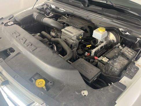 Used 2020 RAM 1500 Limited AWD/4WD image 11