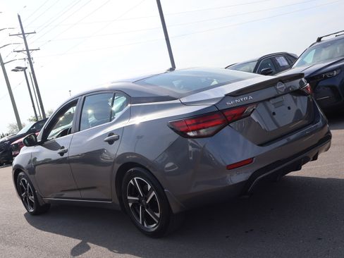 Used 2024 Nissan Sentra SV w/ Lighting Package FWD image 4