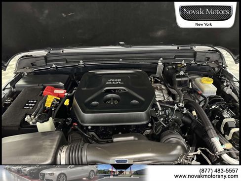 Used 2021 Jeep Wrangler Unlimited Sport AWD/4WD image 13