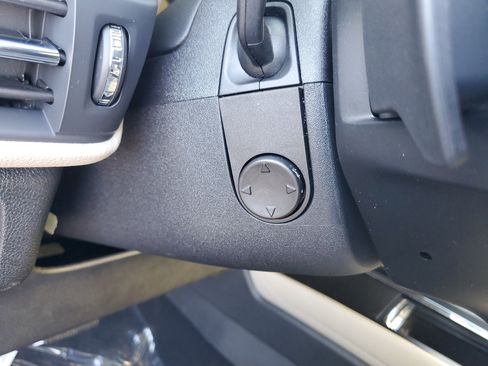 New 2026 Lincoln Corsair Premiere image 15