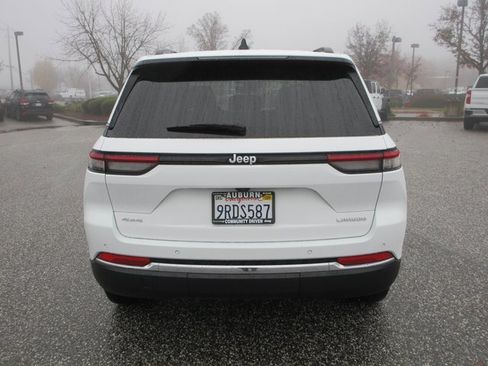 Used 2024 Jeep Grand Cherokee Laredo X w/ Luxury Tech Group I image 6