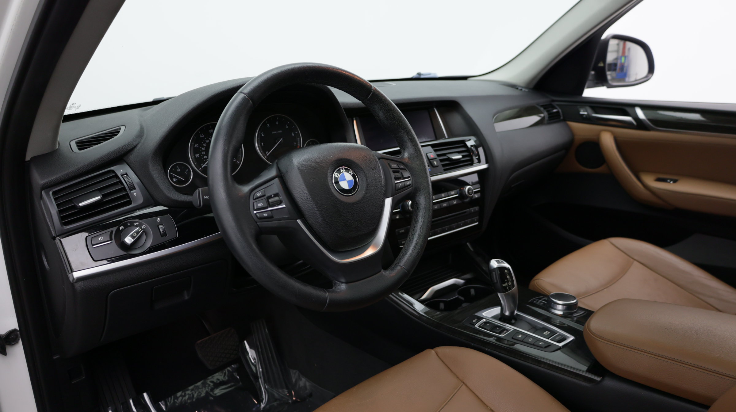 Used 2017 BMW X3 xDrive28i AWD/4WD image 13