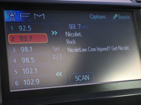 Used 2012 Toyota Camry XLE image 27