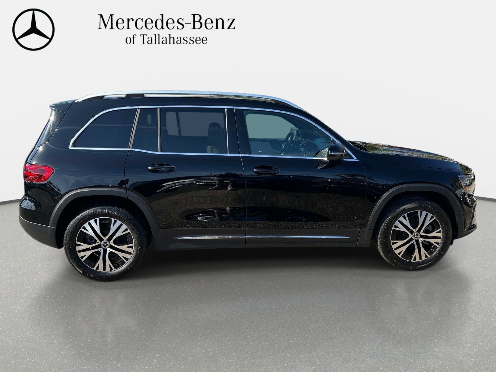 Used 2025 Mercedes-Benz GLB 250 image 4
