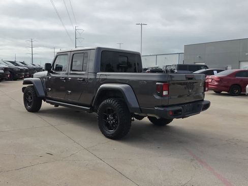 Used 2025 Jeep Gladiator Sport AWD/4WD image 12