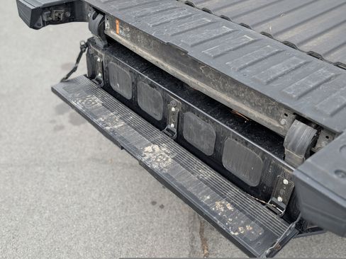 Used 2021 GMC Sierra 3500 Denali w/ Denali Ultimate Package image 48