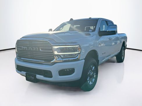 Used 2024 RAM 2500 Laramie image 3