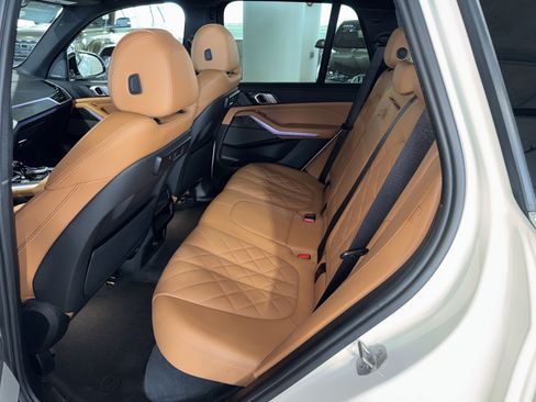Used 2023 BMW X5 sDrive40i w/ Premium Package RWD image 16