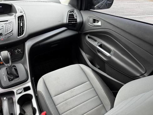 Used 2016 Ford Escape SE image 22