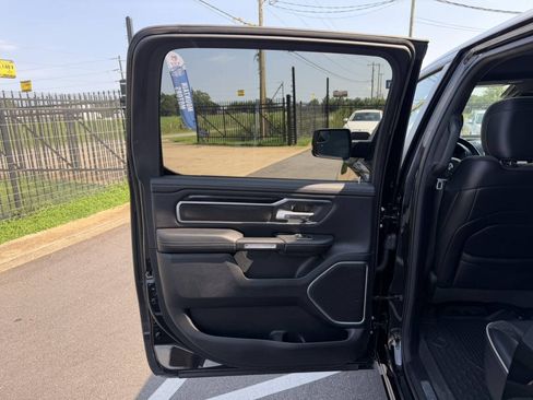 Used 2021 RAM 1500 Laramie w/ Sport Appearance Package AWD/4WD image 19