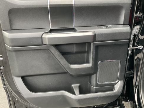 Used 2018 Ford F150 Lariat w/ Equipment Group 502A Luxury AWD/4WD image 37