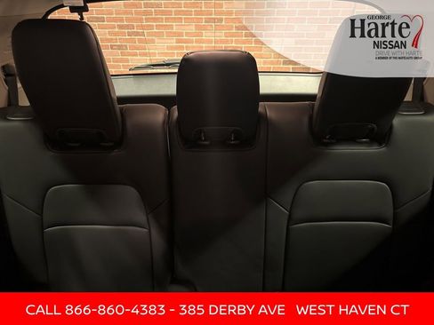 Certified 2022 Nissan Pathfinder Platinum w/ Cargo Package image 32