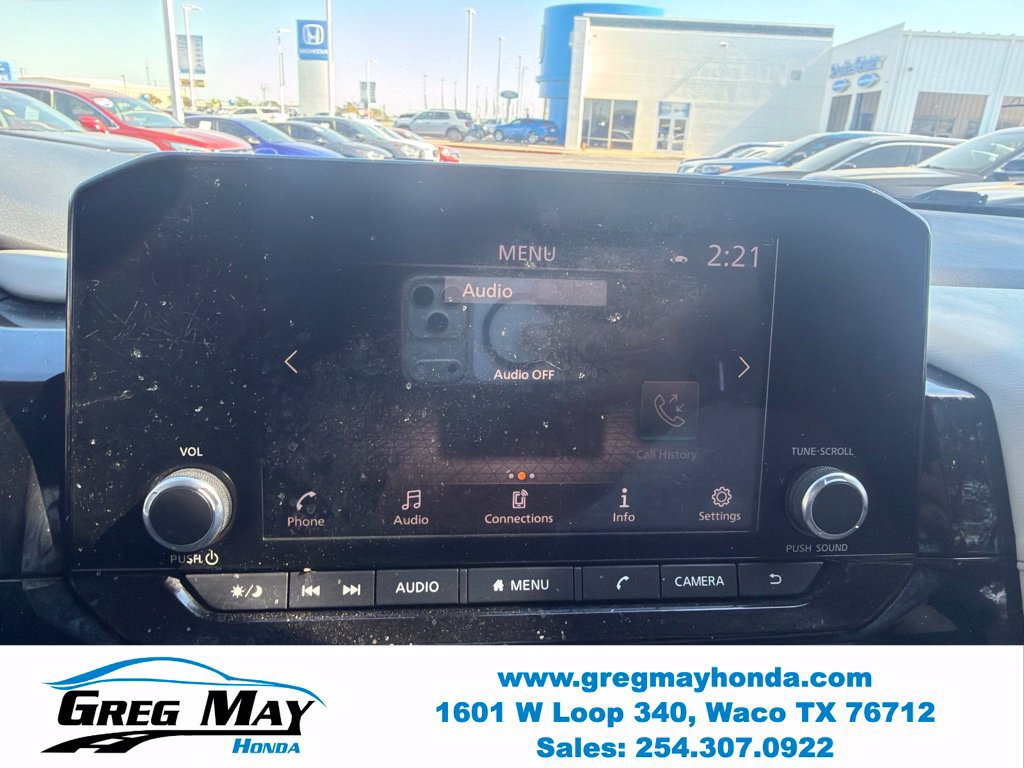 Used 2022 Nissan Pathfinder SV FWD image 18