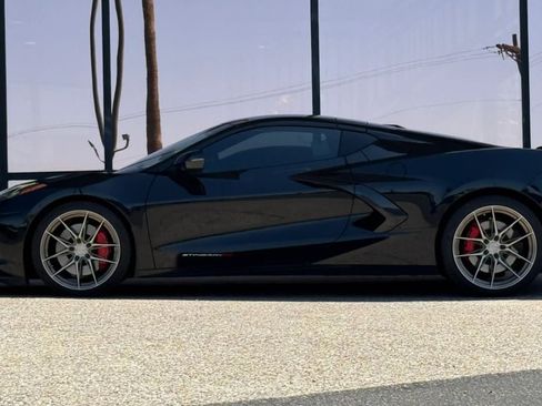 Used 2023 Chevrolet Corvette Stingray Preferred Cpe w/ Z51 Performance Package RWD image 3