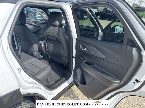 Used 2022 Chevrolet TrailBlazer RS FWD image 21