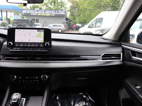 Used 2024 Mitsubishi Outlander FWD image 20