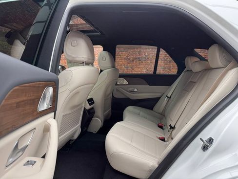 New 2026 Mercedes-Benz GLE 580 4MATIC image 24
