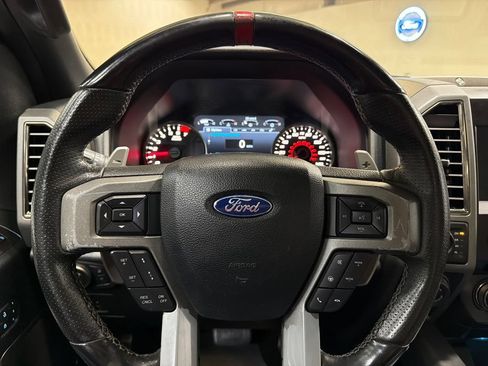 Used 2018 Ford F150 Raptor w/ Equipment Group 802A Luxury AWD/4WD image 16