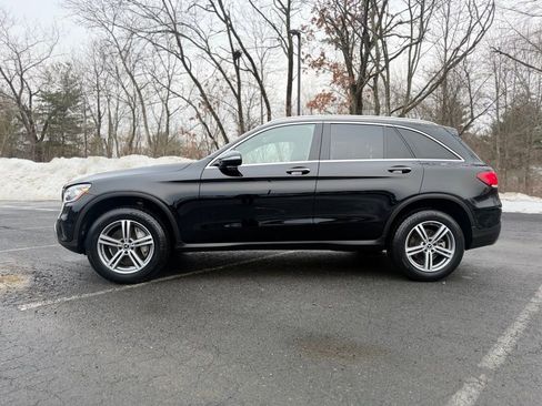 Used 2022 Mercedes-Benz GLC 300 4MATIC image 3