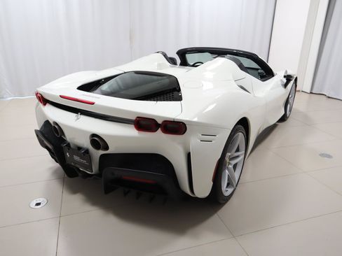 Certified 2025 Ferrari SF90 Spider AWD/4WD image 38