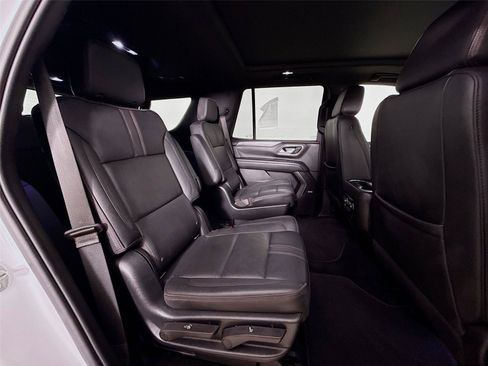 Used 2022 Chevrolet Tahoe RST w/ Luxury Package AWD/4WD image 31