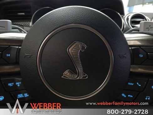 Used 2021 Ford Mustang Shelby GT500 w/ Technology Package image 25