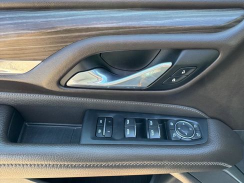 Used 2021 GMC Yukon Denali w/ Denali Ultimate Package image 15