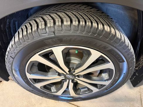 Used 2019 Subaru Forester Limited AWD/4WD image 8