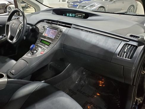Used 2013 Toyota Prius Persona Series FWD image 14