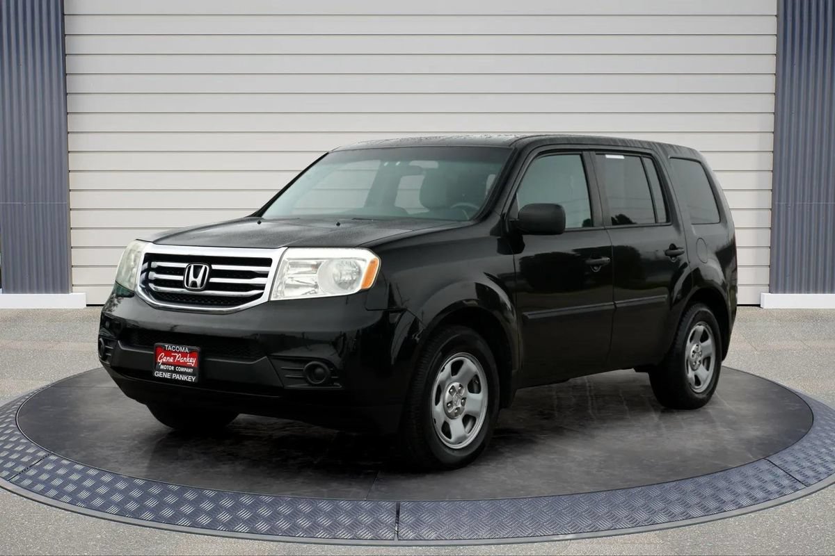 Used 2015 Honda Pilot LX image 3