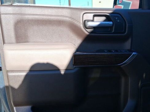 Used 2019 GMC Sierra 1500 SLE w/ Remote Start Package image 19