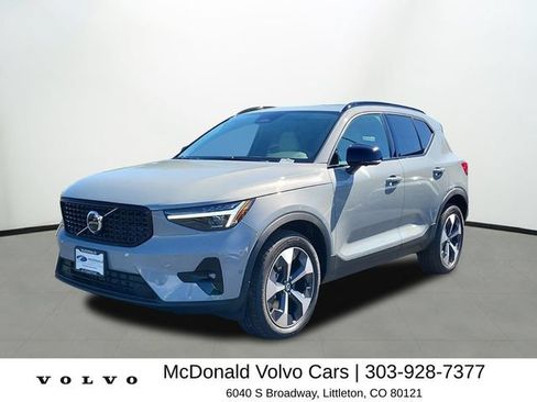 Used 2026 Volvo XC40 B5 Plus w/ Protection Package Premier AWD/4WD image 1