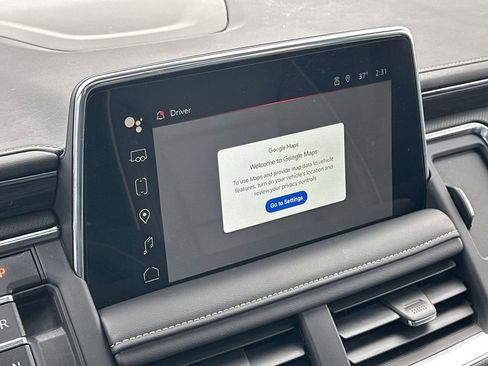 Used 2023 GMC Yukon SLT w/ SLT Premium Package image 30