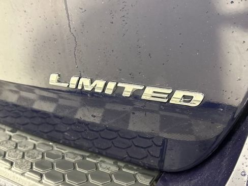 Used 2015 Dodge Durango Limited image 18