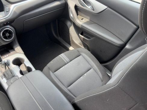 Used 2024 Chevrolet Blazer LT w/ Convenience Package FWD image 14