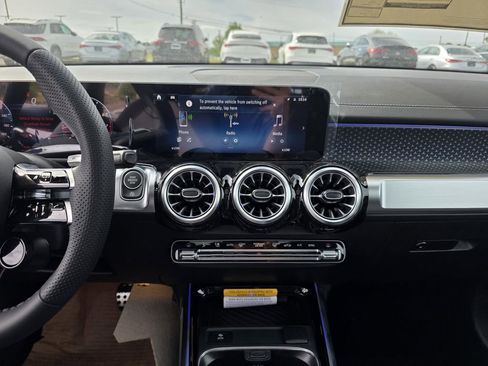 New 2026 Mercedes-Benz GLB 35 AMG 4MATIC image 27