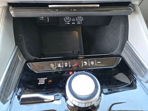 Used 2022 Jeep Wagoneer Series II image 16