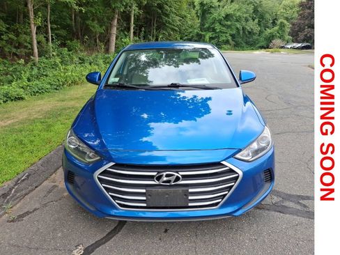 Used 2018 Hyundai Elantra SE FWD image 3