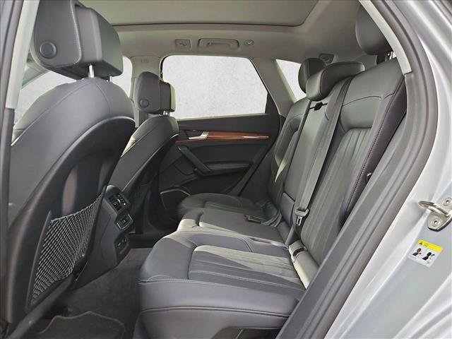 Used 2023 Audi Q5 2.0T Premium Plus w/ Premium Plus Package AWD/4WD image 13