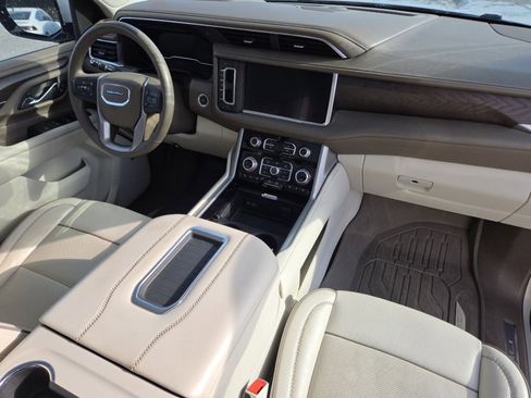 Used 2023 GMC Yukon Denali image 33