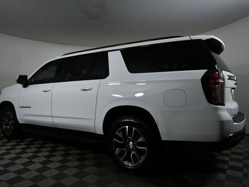 Used 2023 Chevrolet Suburban RST w/ Luxury Package image 14